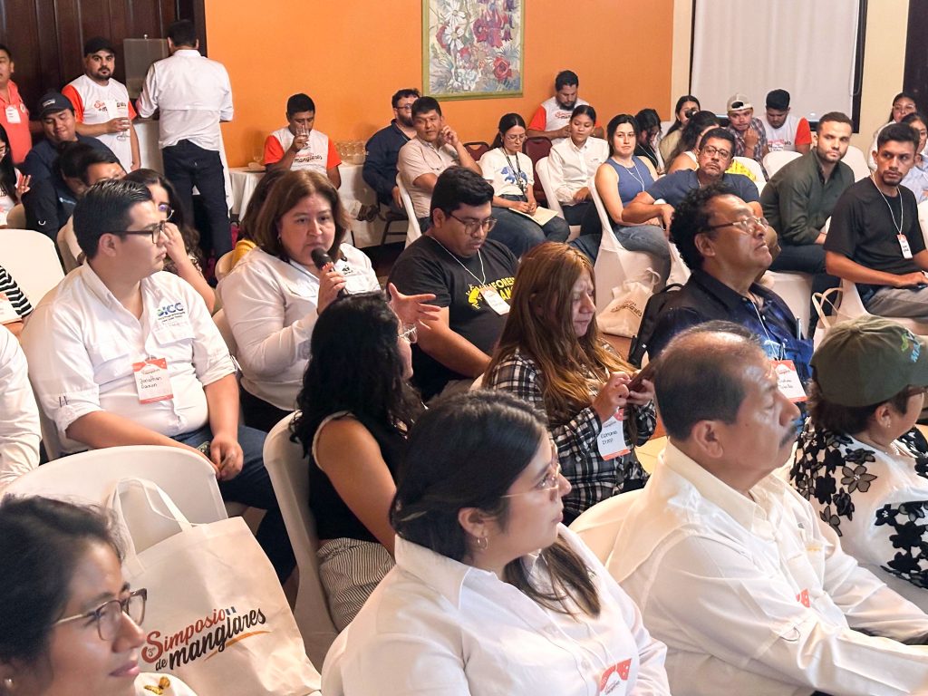 Guatemala presenta diagnóstico sobre el estado del ambiente marino-costero del Pacífico 3 simposio audiencia diagnostico