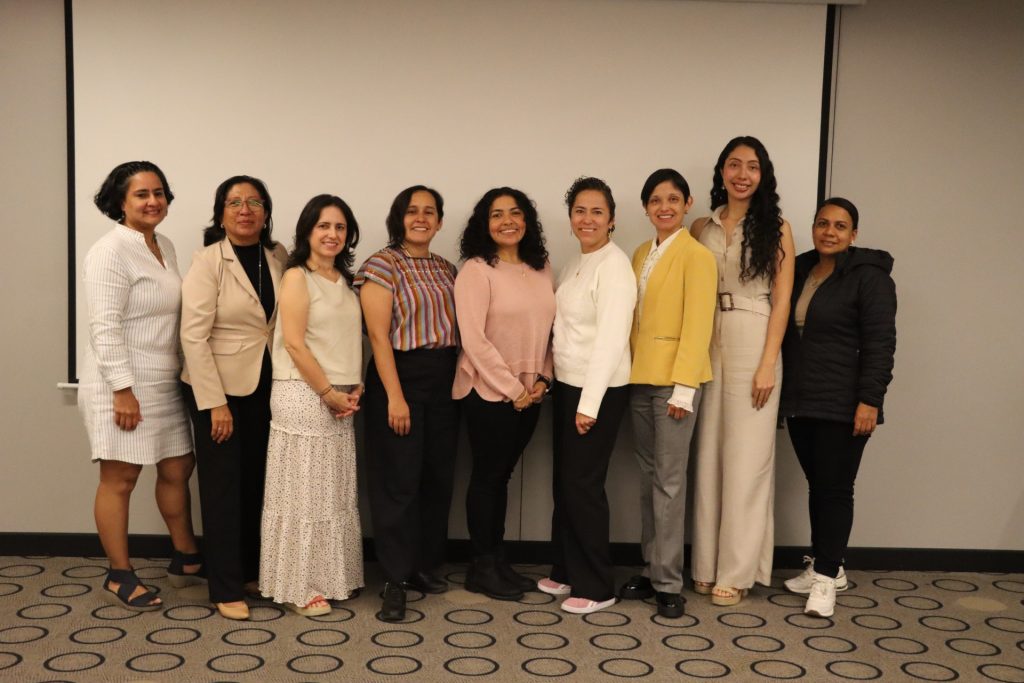 Más mujeres en la toma de decisiones: una propuesta regional para el Pacífico Costero Centroamericano 1 Fotografia Directrices0